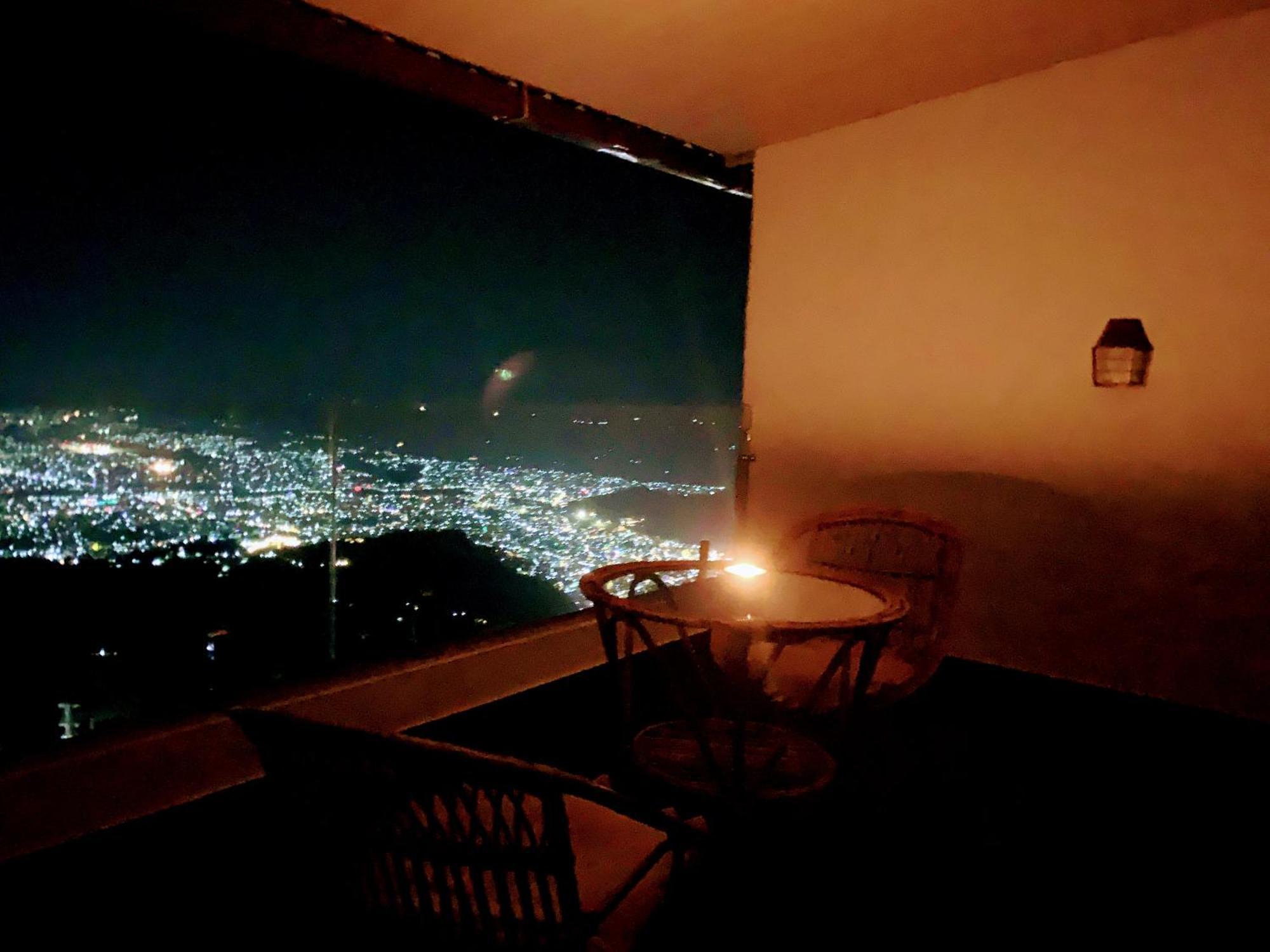Superview Lodge, Best Himalayan Sunrise In Sarangkot Pokhara Exterior photo