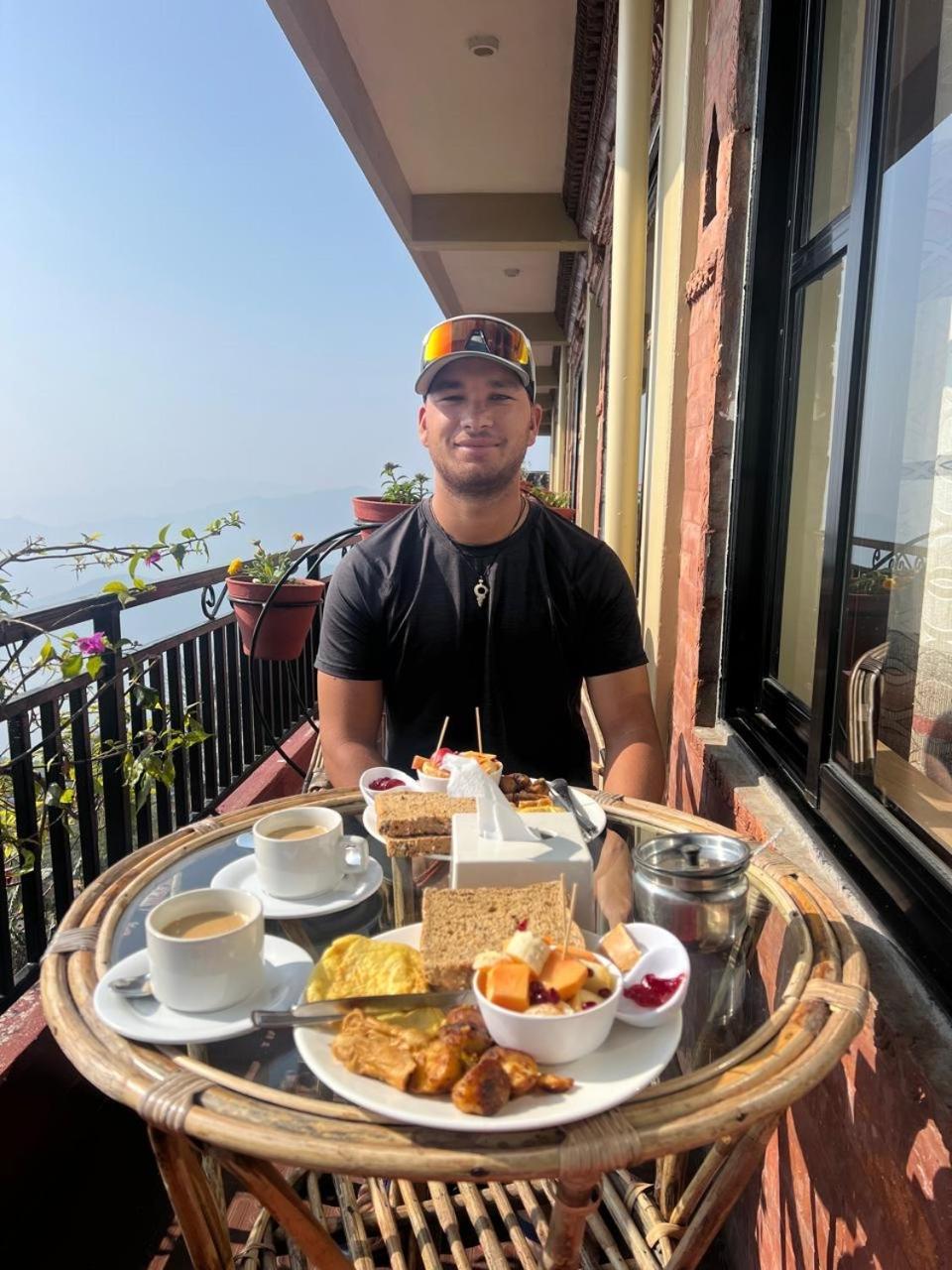 Superview Lodge, Best Himalayan Sunrise In Sarangkot Pokhara Exterior photo