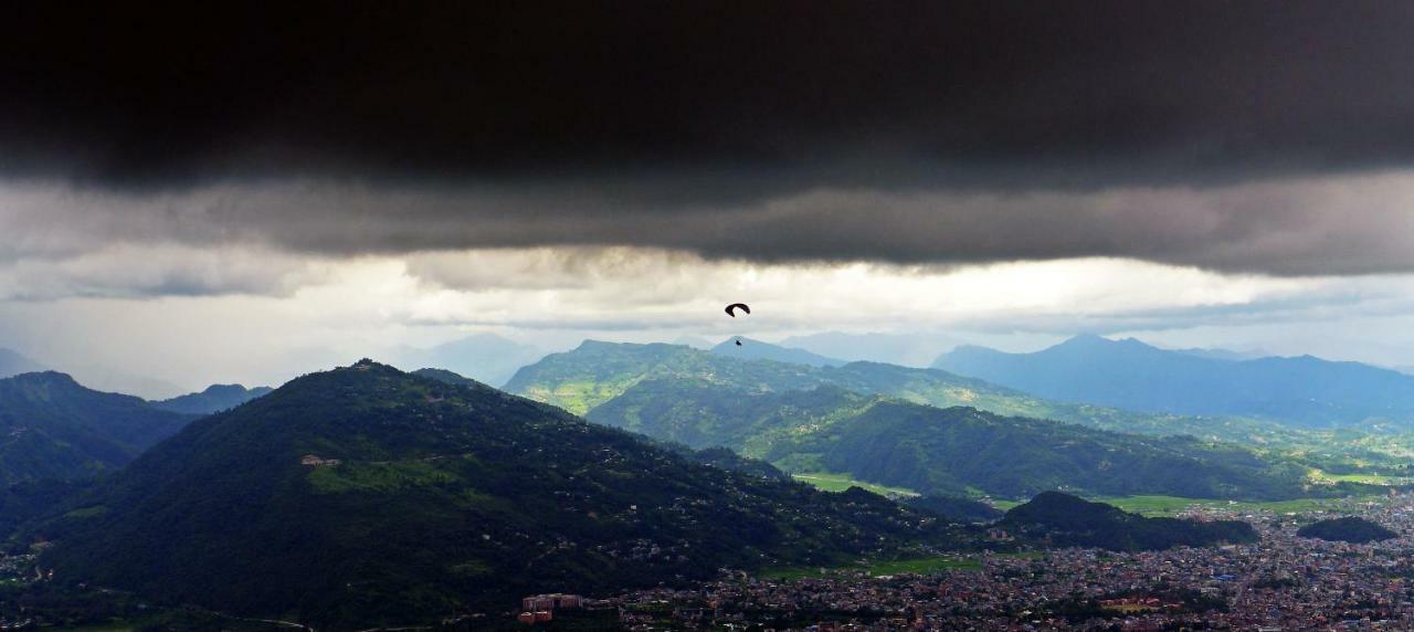Superview Lodge, Best Himalayan Sunrise In Sarangkot Pokhara Exterior photo
